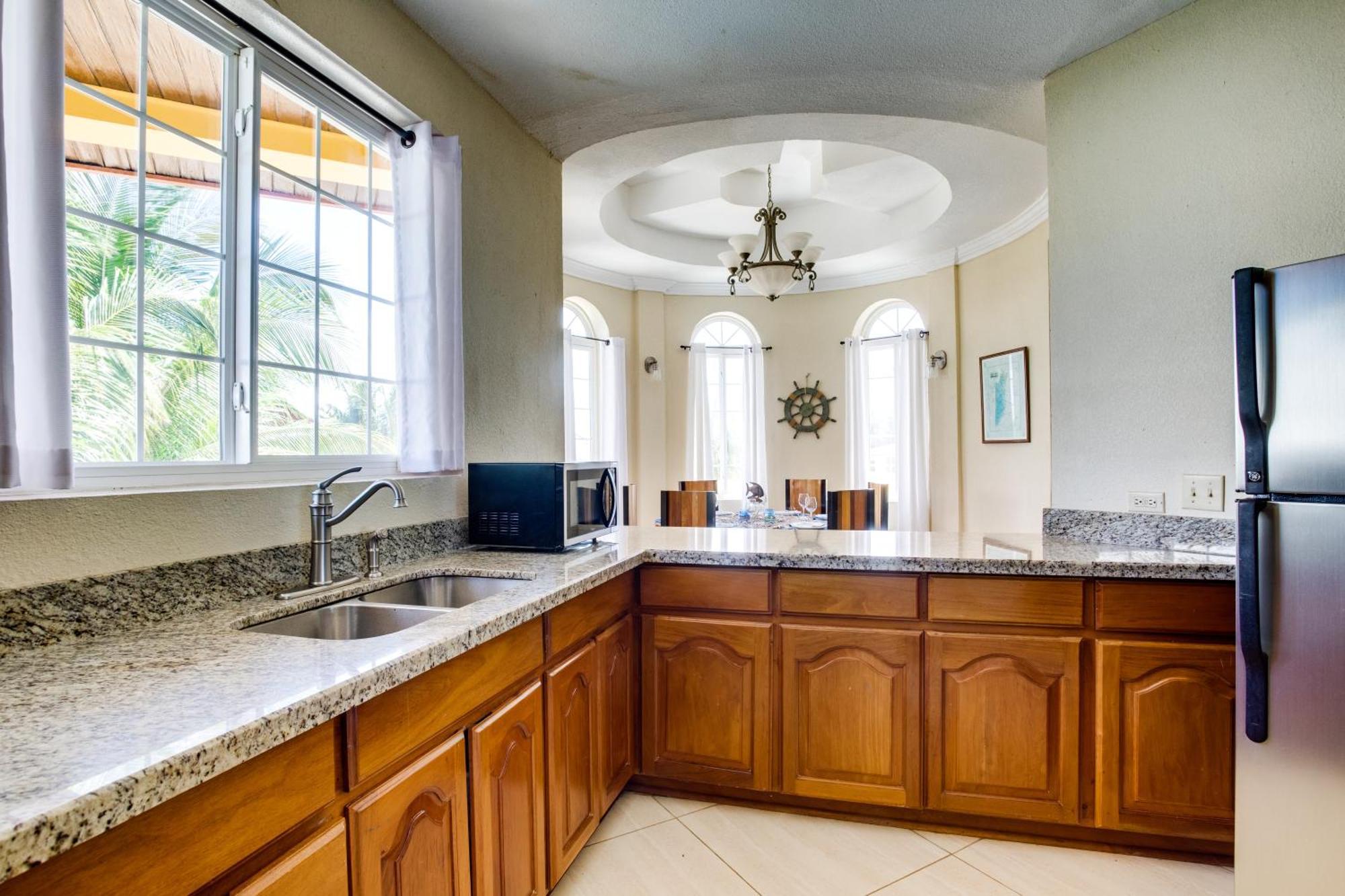 הופקינס Blue Parrot Beach House And Villas מראה חיצוני תמונה