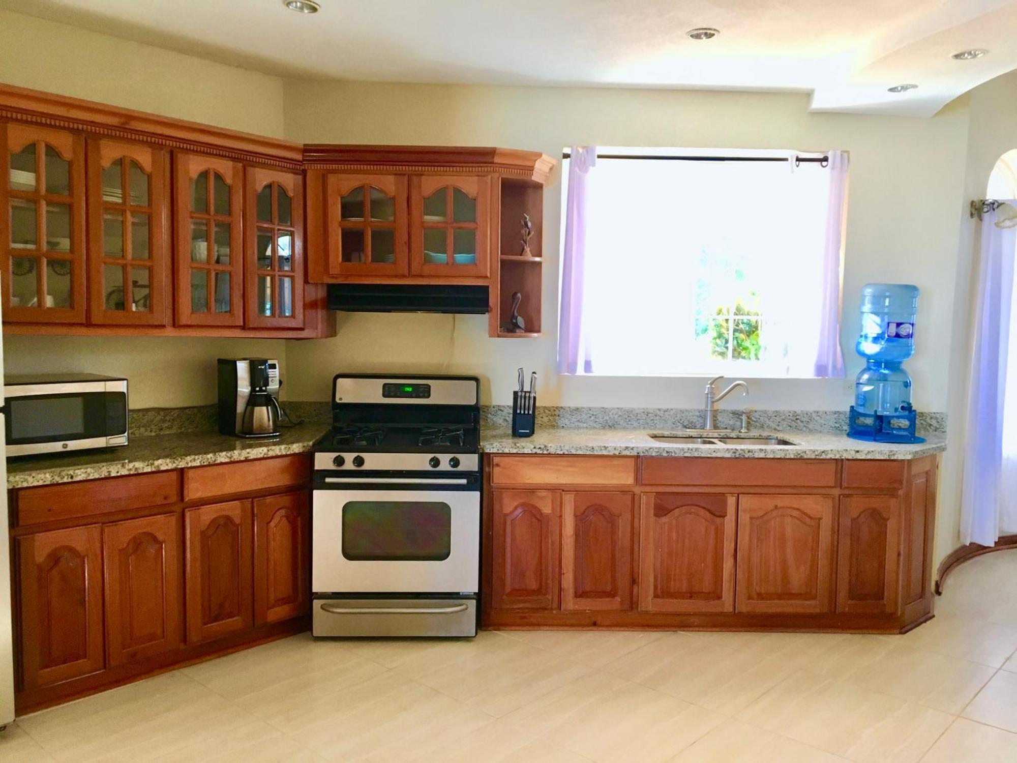 הופקינס Blue Parrot Beach House And Villas מראה חיצוני תמונה