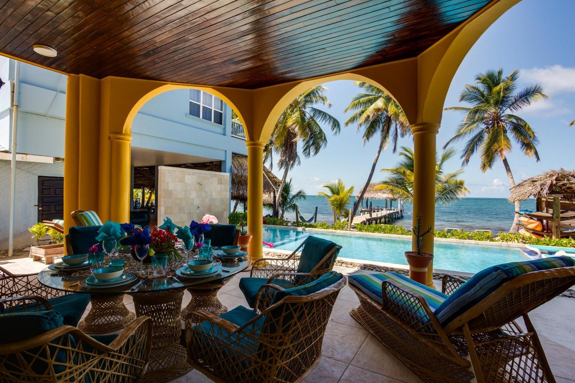 הופקינס Blue Parrot Beach House And Villas מראה חיצוני תמונה